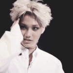 [EXO] 가족폰으로 전부 투표하고옴ㅋㅋㅋㅋㅋ
