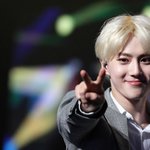 [EXO] 혹시 오늘 또 준면이만 나오진 않겠지?