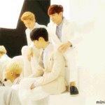 [EXO] 서로 위로하면서 이겨내길<b>바래</b>