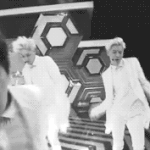 [EXO] 백현 카메라 돌리기