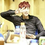 [EXO] 찬열<b>옆</b>에서 냄새나는 둘기 없앤<b>사진</b>