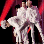 [EXO] 종인이 <b>허리</b> 많이 아프구나 ㅠㅠㅠ