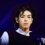미친얼굴 탑..인간아닌거같은 잘생김;;