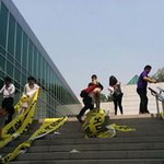 518 촛불<b>시민</b> 200명을 연행 한 후 열받은 청년들의 박정희 기념관...