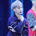 <b>은발</b> 머리 했었던 男아이돌들