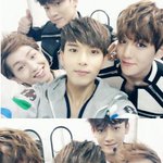 [EXO] 닥쳐 셀카<b>고자</b>는 종대야 