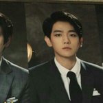 [EXO] 백현이 <b>싱잉</b>더레인 포스터 잘나왔다