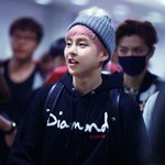 [EXO] 인스피릿아.민석이 최근이다.<b>눈까리</b> 똑바로 뜨고다니라