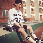 이분이입으신 <b>위에</b>티 어디서구하나요 좀알려주세요 ㅠ