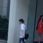 [EXO] 이거어제백현이라는데다리<b>보소</b>