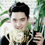 [EXO] 수호옆에여자손?
