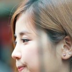 뽀얀 피부의 女아이돌 <b>근접샷</b>