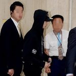 [섹시한남자] 김수현 공항 직찍 <b>소두</b> 인증샷!
