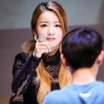 [에이핑크] 싸인회에서 팬들 조련하는 '에이핑크' 윤보미