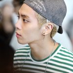 아이돌들의 <b>스냅</b>백 사복 패션