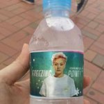 [시우민] xiumin union에서 나눠준 <b>얼음물</b>!!!