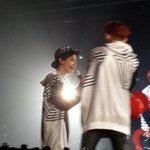 [EXO] 나콘서트다녀와서<b>리조트</b>에서쉬고잇어궁금한거다물어봐ㅇㅇ