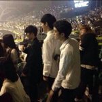 [EXO] 근데 종대형은 검정<b>옷</b>이라는데