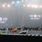 [EXO] 23일꺼 스탠딩 <b>E</b>구역 갔다왔다  질문하면답해줄게  물어