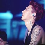 [EXO] 이사진 찬열이 존섹인듯 ㅈㅍㅈ