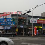 [꼭봐주세요] 선거운동 현수막이 장사하는데 너무 <b>지장</b>을줍니다...