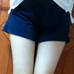 (사진첨부)집에서짧은<b>바지</b>를 입으면 변태인가요?
