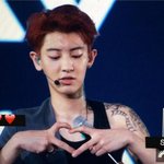 [EXO] 하트 맞추는것도 귀여워죽겠네