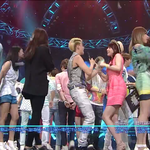 [EXO] <b>민아</b> 또 남자 유혹하네