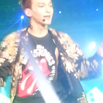 [EXO] 미친나스탠딩친구한테<b>양도</b>했는데ㅣ