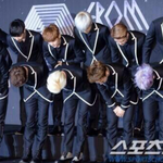 [EXO] ?타오야 ㅋㅋㅋㅋ어디에인사하는거야