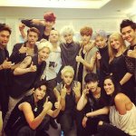 [EXO] 토니<b>테스타</b>랑 애들이랑 외국인들ㅋㅋ