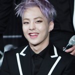 <b>보라색</b>머리로 변신한 시우민