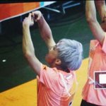 [시우민] 민석이랑 루한 하트 <b>세레머니</b>