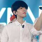 [EXO] 백현이 생머리는 ㄷㄷㄷㄷ