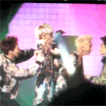 [카이] 됴형아 키 놀리는 자닌한 <b>조니</b>니ㅋㅋ