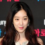 매력녀 <b>려원</b>