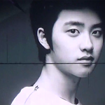 [도경수] 콘서트 영상에 나온 <b>애기</b> 경수와 연습생 경수