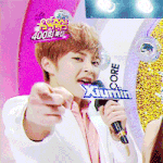 [시우민] 이때 <b>TV</b>부수고 들어가려 했었지..ㅋ