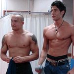 줄리엔강 <b>황금</b>몸매비율 어깨좀 봐...