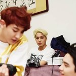 [카이] 오늘자 디스패치 <b>B컷</b> (성룡환갑파뤼)