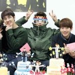 생일 <b>조공</b> 인증한 아이돌 모음