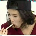 [EXO] 아이유 입으로<b>똥</b>싸는<b>사진</b>