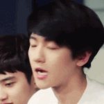 [백현] 백현이<b>쌩얼</b>은 진짜 너무 예쁘다