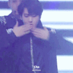 [EXO] 백현이 손<b>키스</b> 받고싶은걸