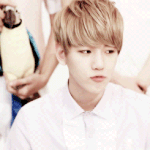 [EXO] 아 방금 박하<b>사탕</b> 다읽고왔는데