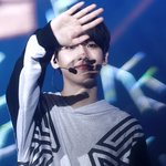 [백현] 삘받은 폴<b>라라</b>잇