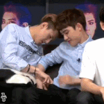 [EXO] <b>속옷</b>색깔 확인하는 오세훈ㅋㅋㅋㅋㅋㅋㅋㅋㅋ