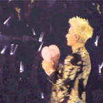 [EXO] <b>타오</b>가 자라하기전에 존나잘잔 나를때리고싶다..