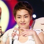 [시우민] 우리지고잇어투표해~