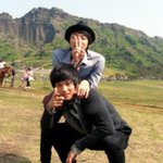 [EXO] 이거 종인이 <b>위에</b> 누구임?